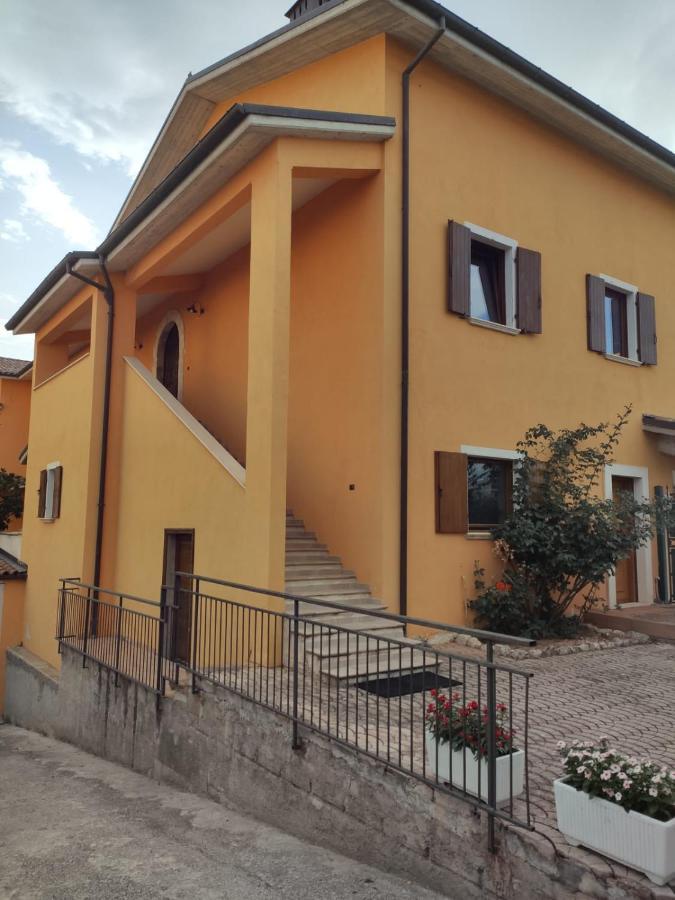 B&B Al Solito Posto LʼAquila Exteriér fotografie